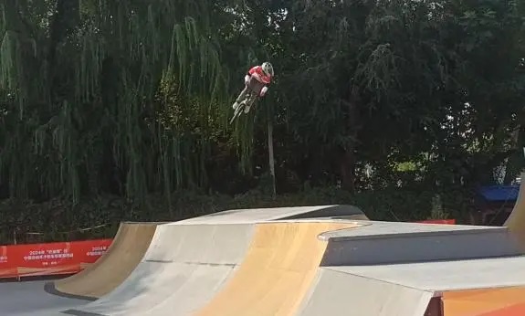 小孩哥/小孩姐示意圖